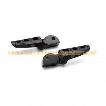 Poisa-pés maquinados do passageiro